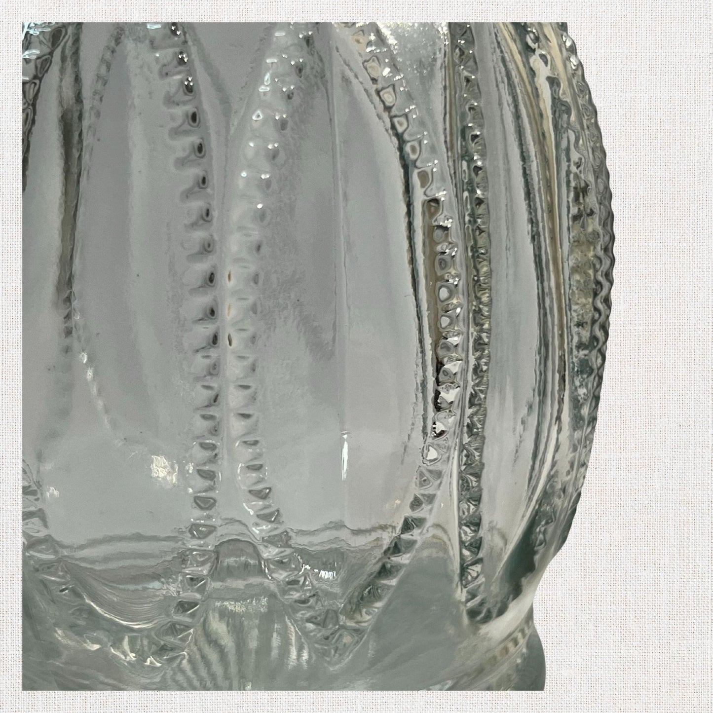 Avon “Jeannie Bottle” Decanter – Clear Pressed Glass with Emerald Stopper